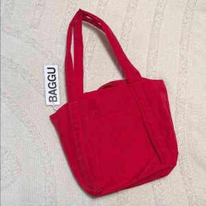 BAGGU Mini Cloud Bag in Candy Apple